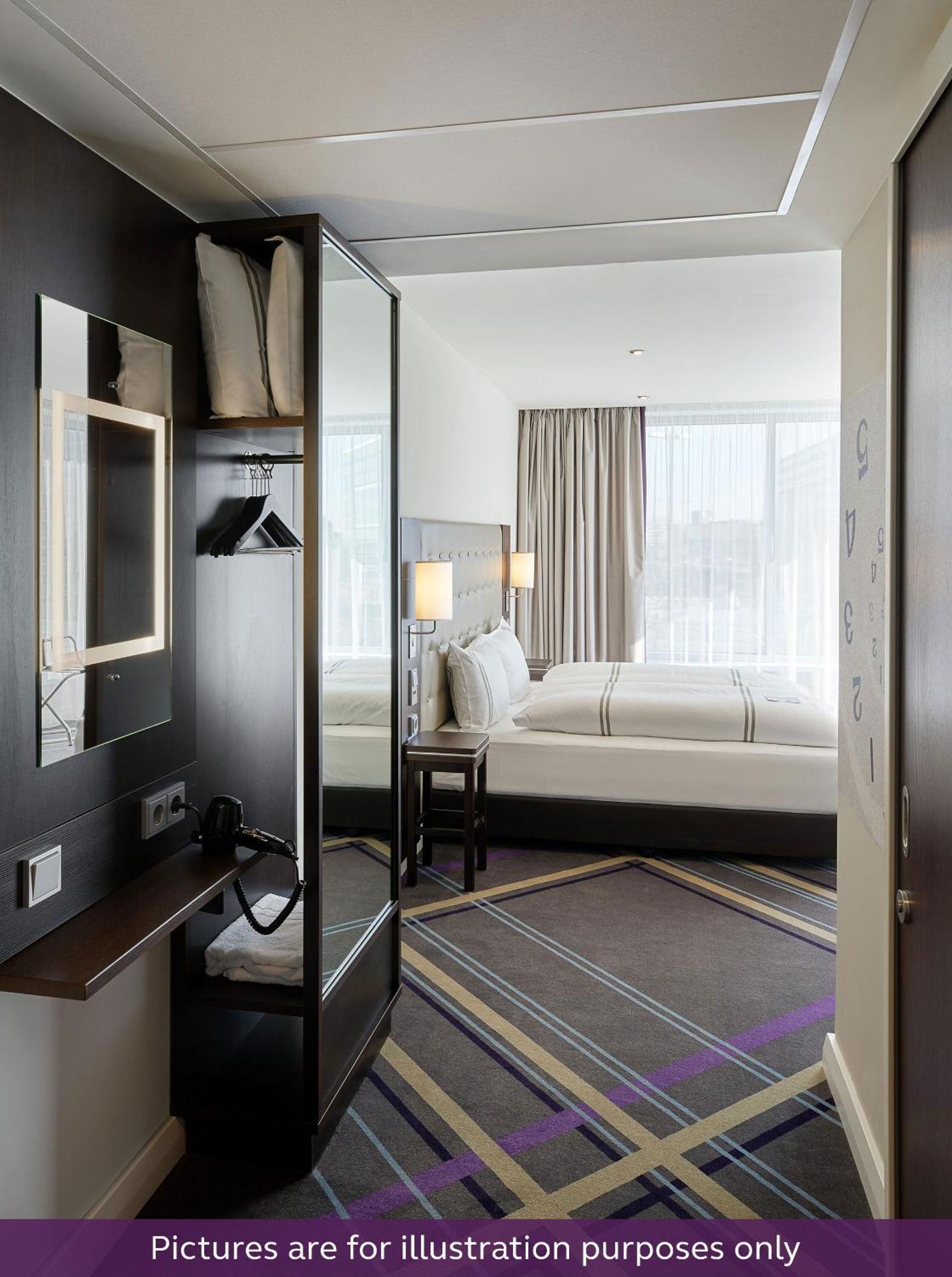 Premier Inn Muenchen City Schwabing Exteriör bild